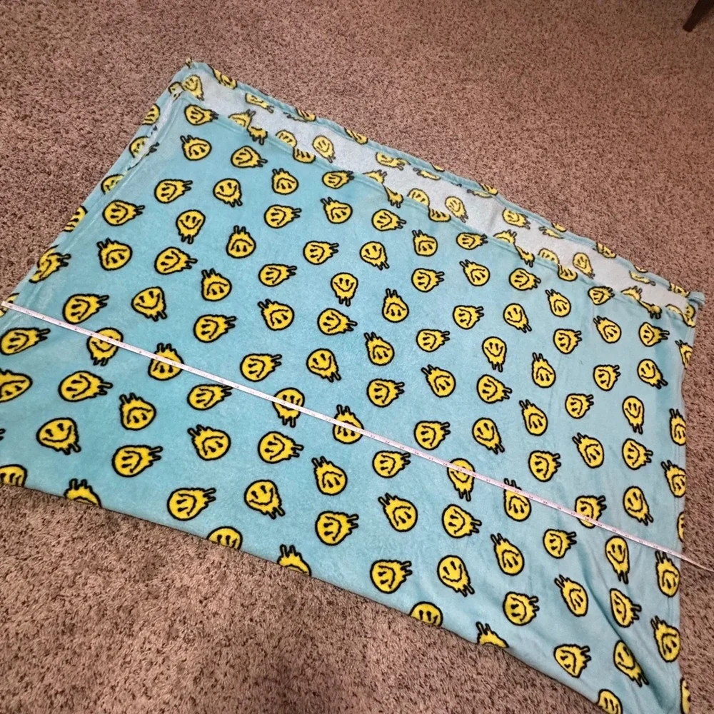 Unbranded plush fleece